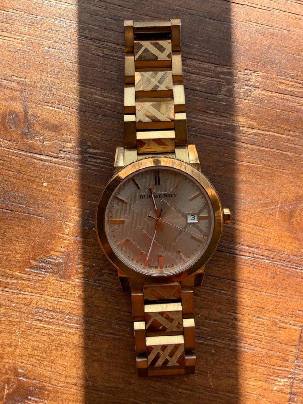 Burberry The City Rose Gold Dial - Steel Strap Watch - Picture 2 of 8